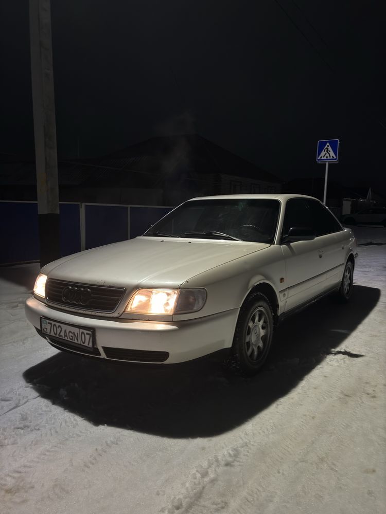 Продается машину Audi А6