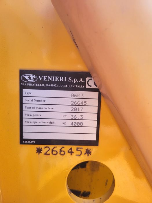 MiniBuldoexavator Venieri 1.33B 2017 1890 ore