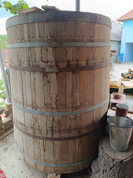 Vand butoi gorun,folosit 2 ori ca nou.