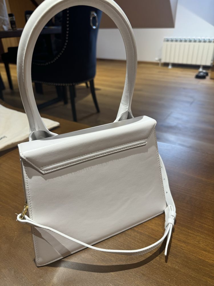Дамска чанта от Jacquemus Le Grand Chiquito