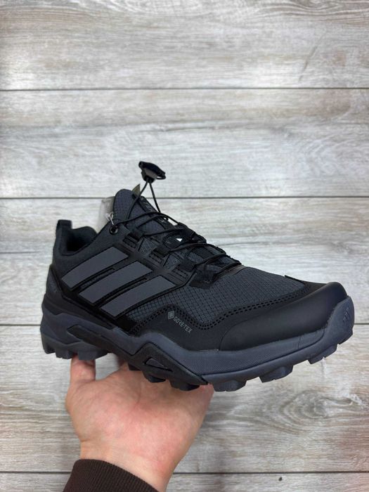 Кроссовки Adidas Terrex Skychaser Gore-Tex WMNS.