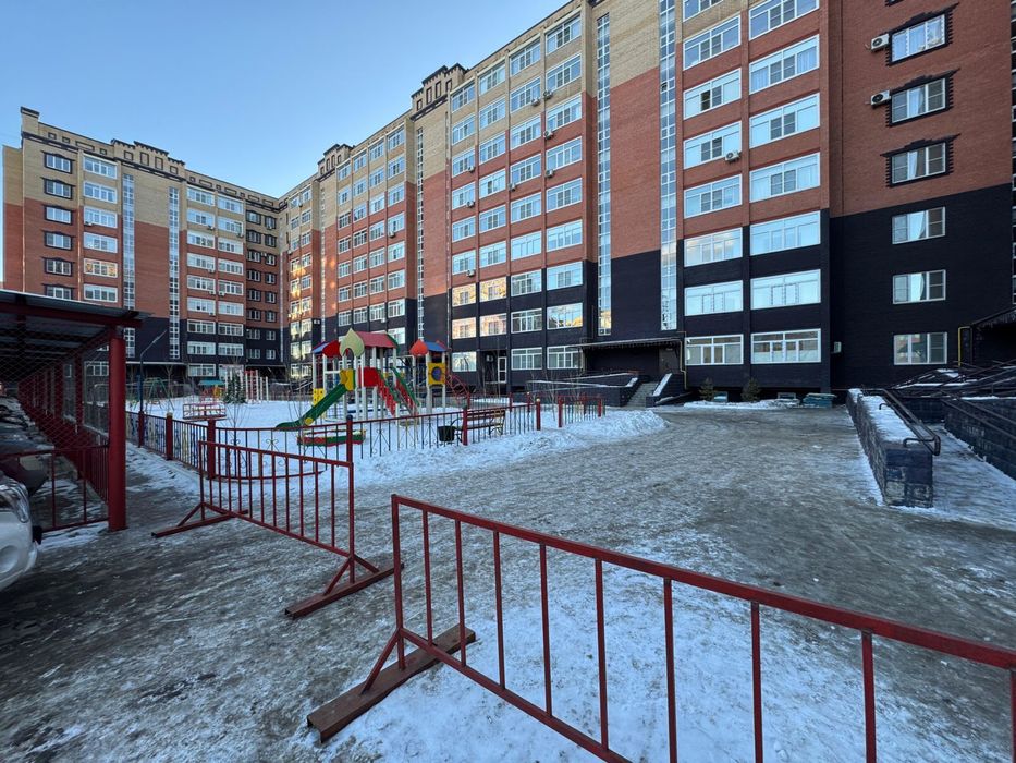 Продам 4-х комнатную квартиру по адресу А.Молдагуловой 62/1 ЖК Альтаир