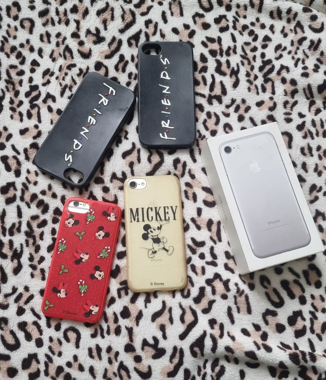Продавам Iphone 7 и 6s