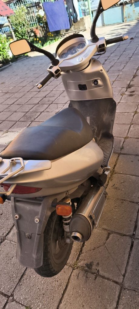 Aprilia 125 перфектна