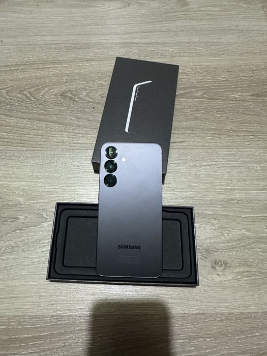 Samsung galaxy s25 256GB