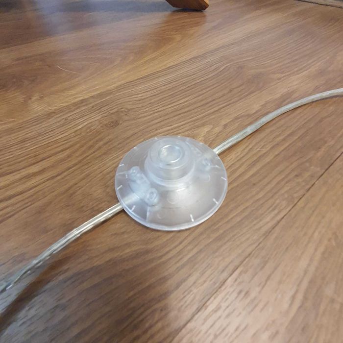 Vând lampadar, lampă de podea verticală 150 cm.