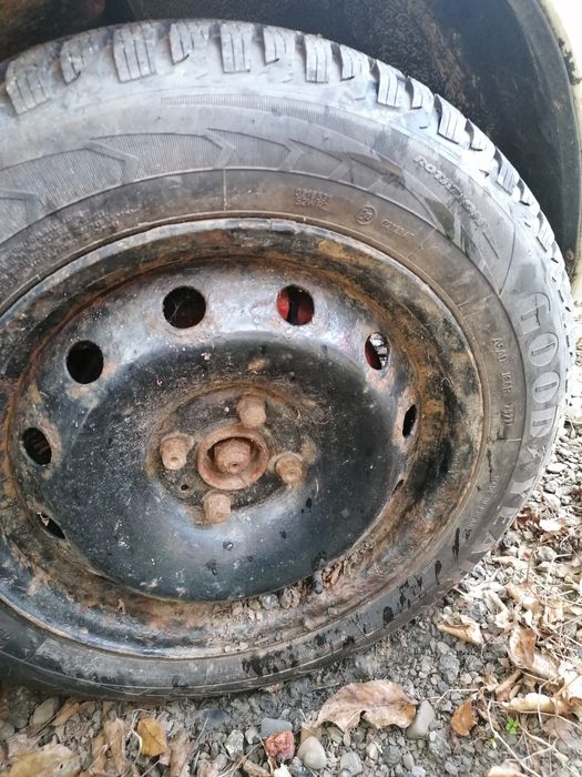 Roti 185 65 15 (cauciuc +jante)