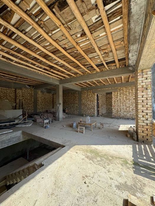 Bochka atrofida 6 sotix 60 % Karobka holatda