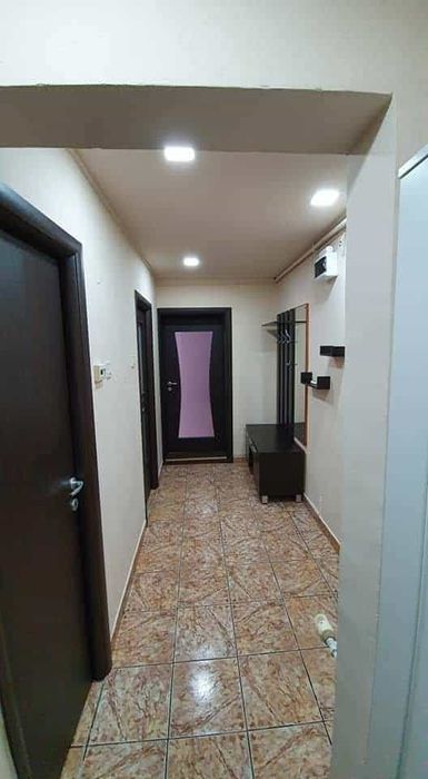 Vand apartament 2 camere - Decomandat - zona Lebada