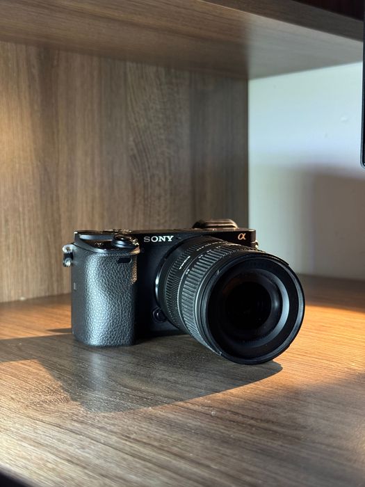 Sony a6400 + Sigma 18-50 f/2.8 DC DN