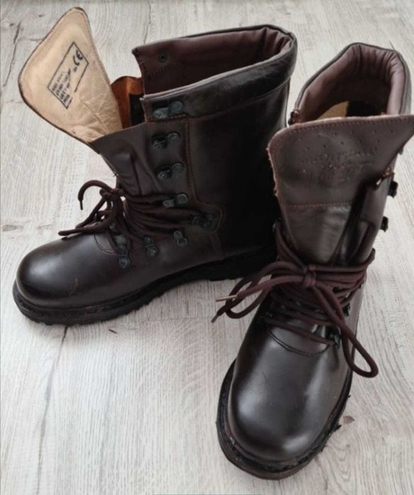 Bocanci militari combat