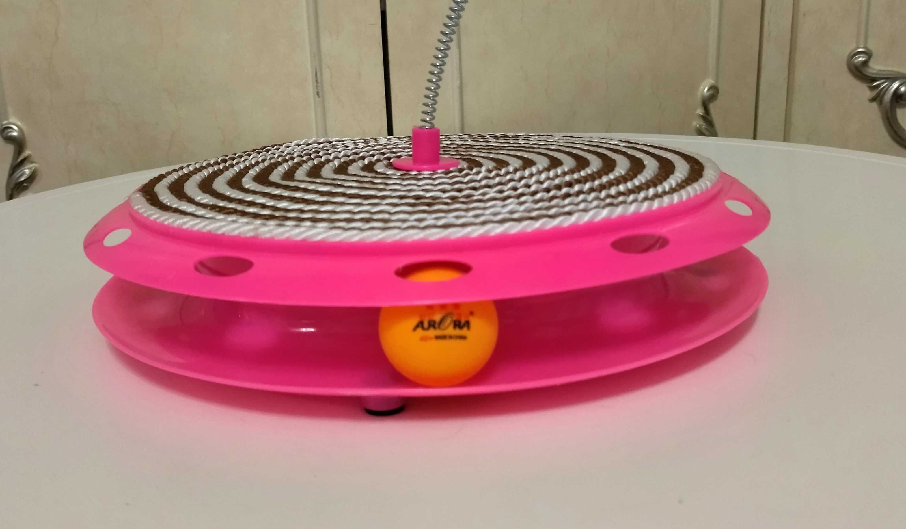 Игрушка котятам,кошкам.