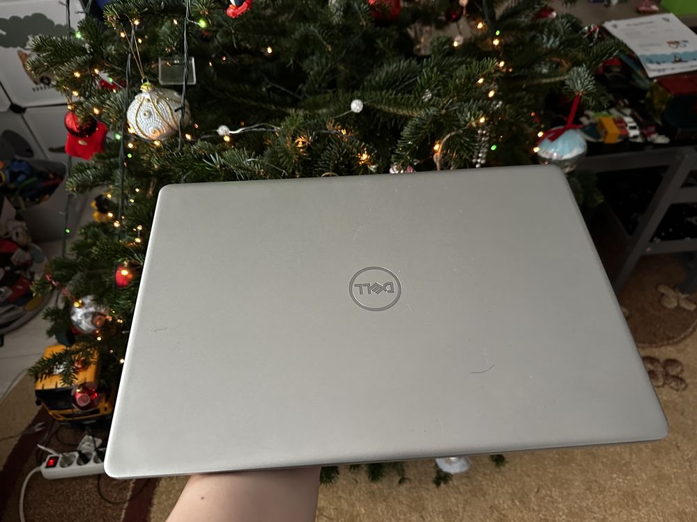 Laptop Dell Inspiron in stare foarte buna