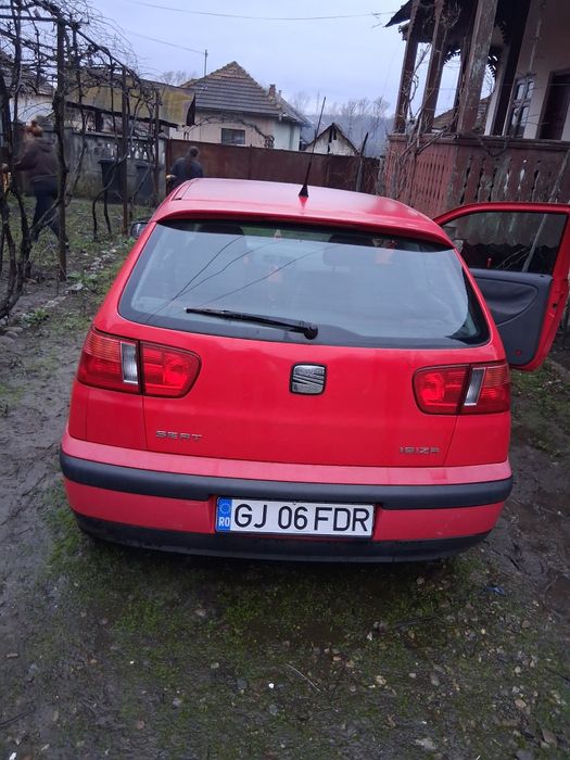 Vând seat ibiza  mai multe detalii telefonic