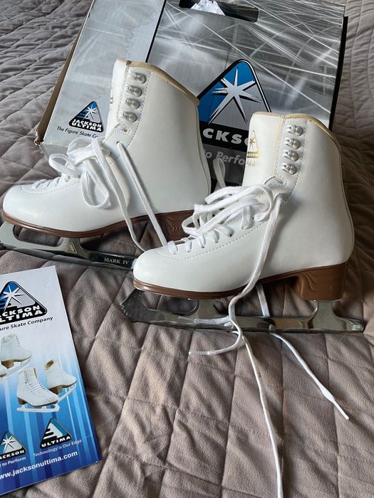 Коньки Jackson Artiste 37 размер