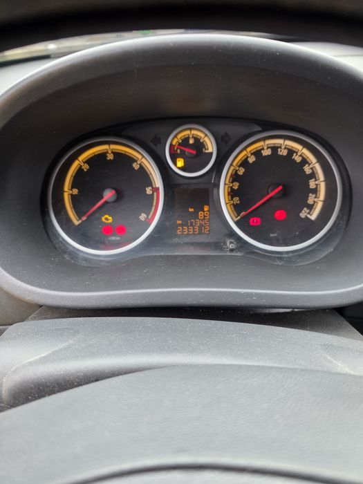 Opel corsa D 1.3 cdti