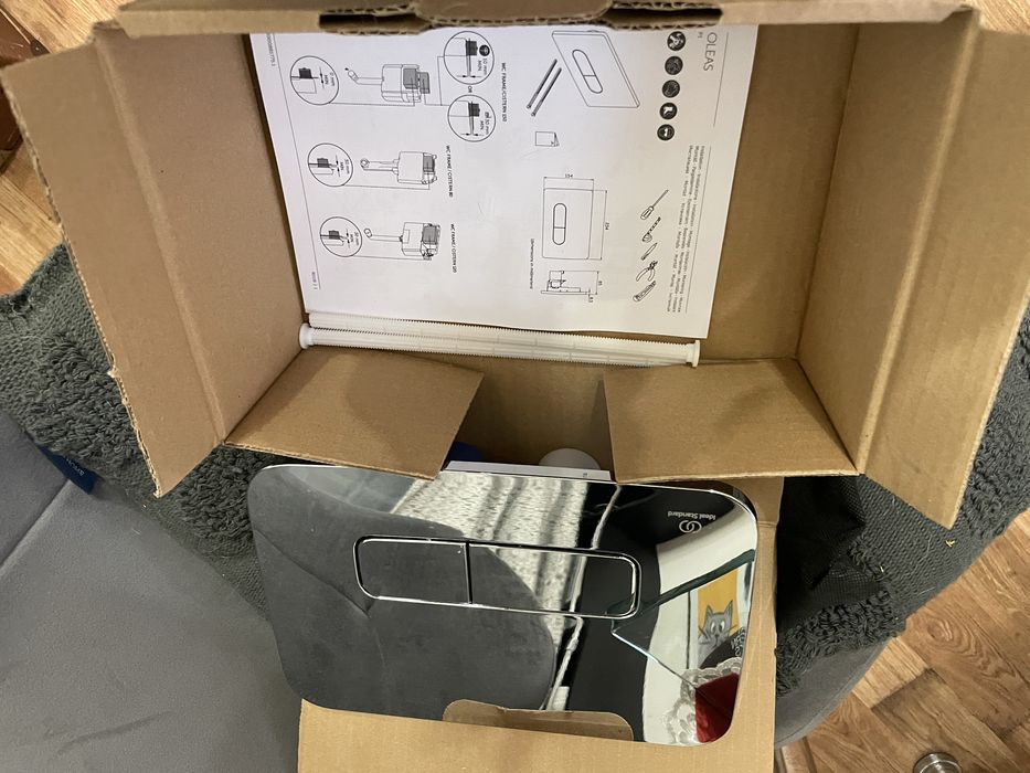 Пневматичен бутон за тоалетно казанче Видима/Идеал стандарт