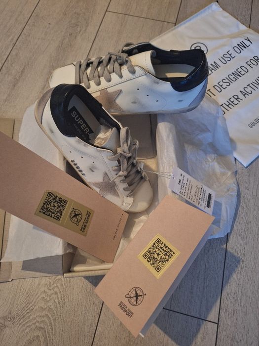 Golden Gosse noi piele