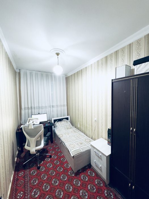 Продается 4 комнатная квартира.Шайхантахурский район. М.Дружба народов