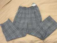 Pantaloni noi in carou H&M