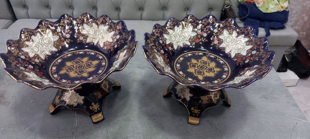 Ваза для фруктов. Почти не использованная. Цена 190 тысяч за пару