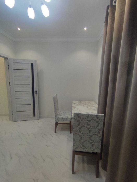 Продам квартиру на массиве Ялангач