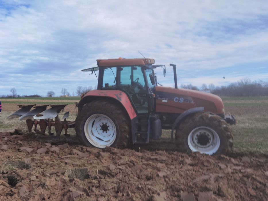 Case 130 cai 7000 ore, an 2000 Franta