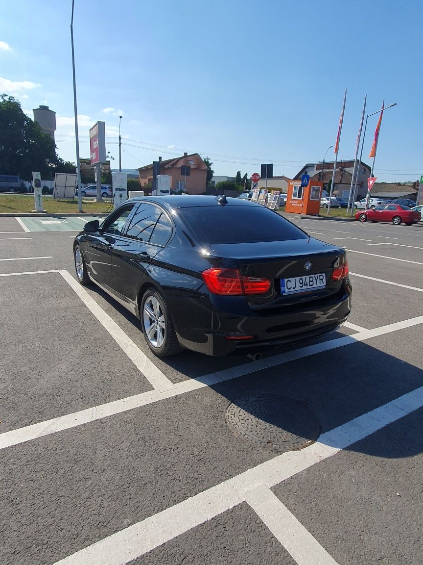 BMW  318d  F30 Automat