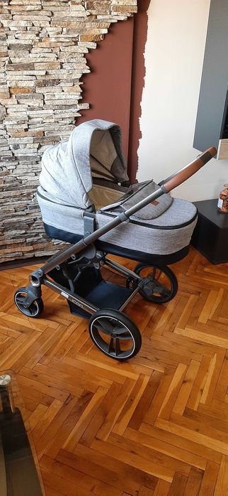 Детска количка комбинирана