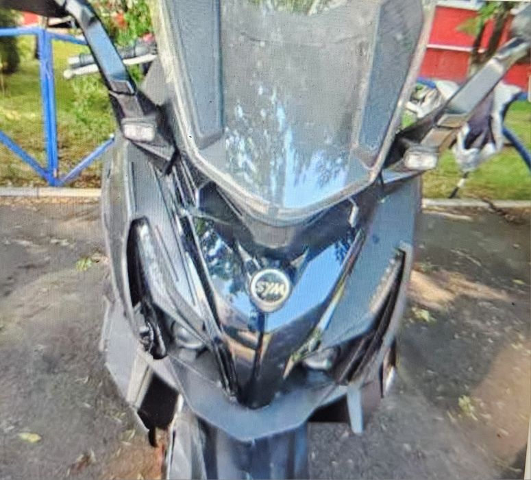 Sym cruisym 300 avariat