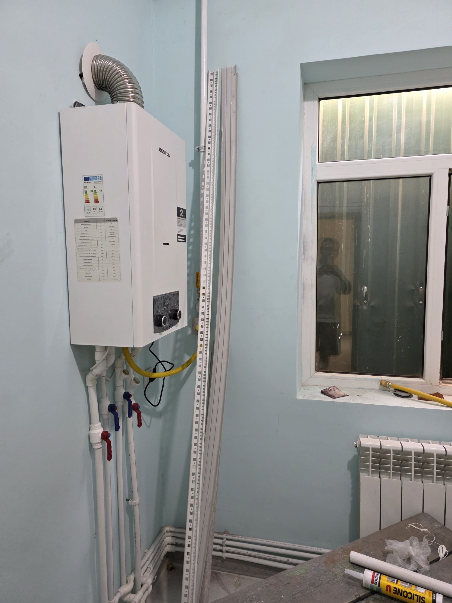 Ижарага уй яшнобод туманида паркентский бозор ёнида студент кизларга 2