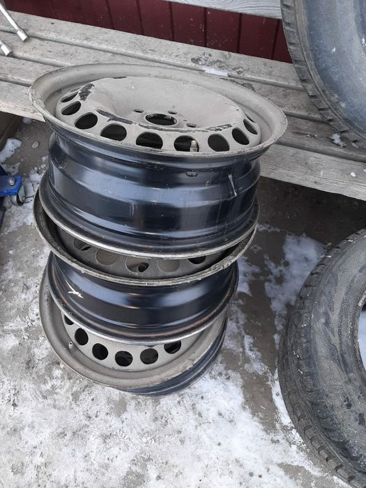 Продам железные диски Ауди, фольцсваген.R-16