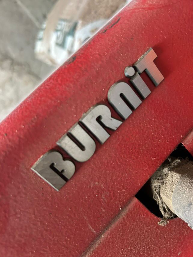 Котел BURNIT на дърва и пелети