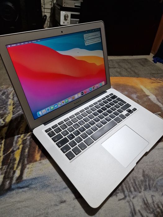 MacBook Air A1466 2015 ssd Apple