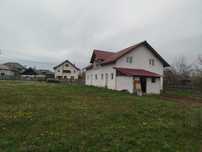 Casa de vânzare construcție 2009 , suprafață construită 250 mp.