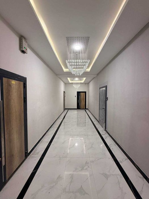 3-х комнатная в ЖК «Skyline Tower» коробка 71м2 нужен рем  ID: 4091