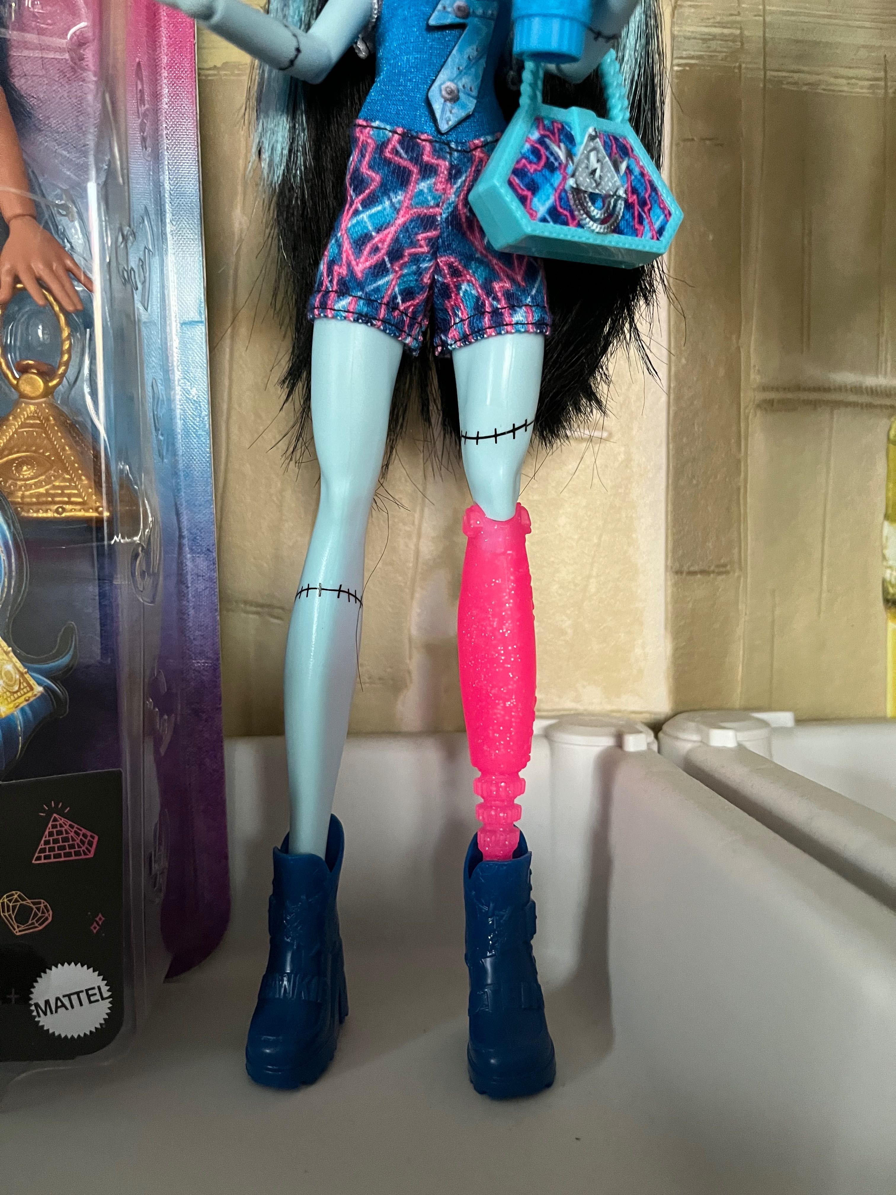 Monster High Frankie Stein Buried Secters 2 кукла Монстър Хай Франки