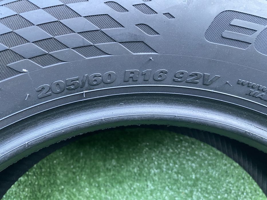 Set 4 anvelope vară 205 60 R16 92V Kumho ECSTA PS71 Dot 1120