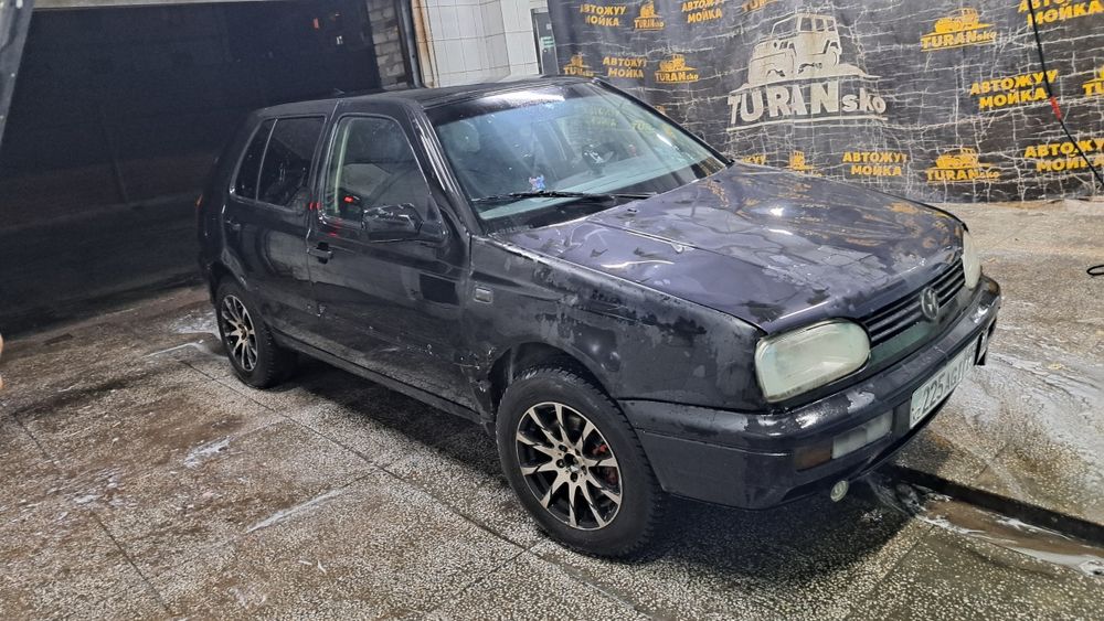 Продам гольф 3 .