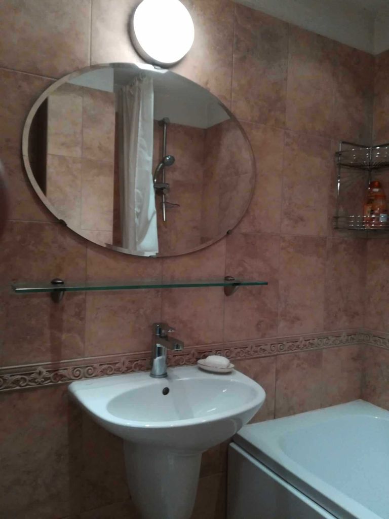 Продава се Тристаен апартамент в София, Разсадника - 85 кв.м за 2348 €/кв.м - Снимка #8