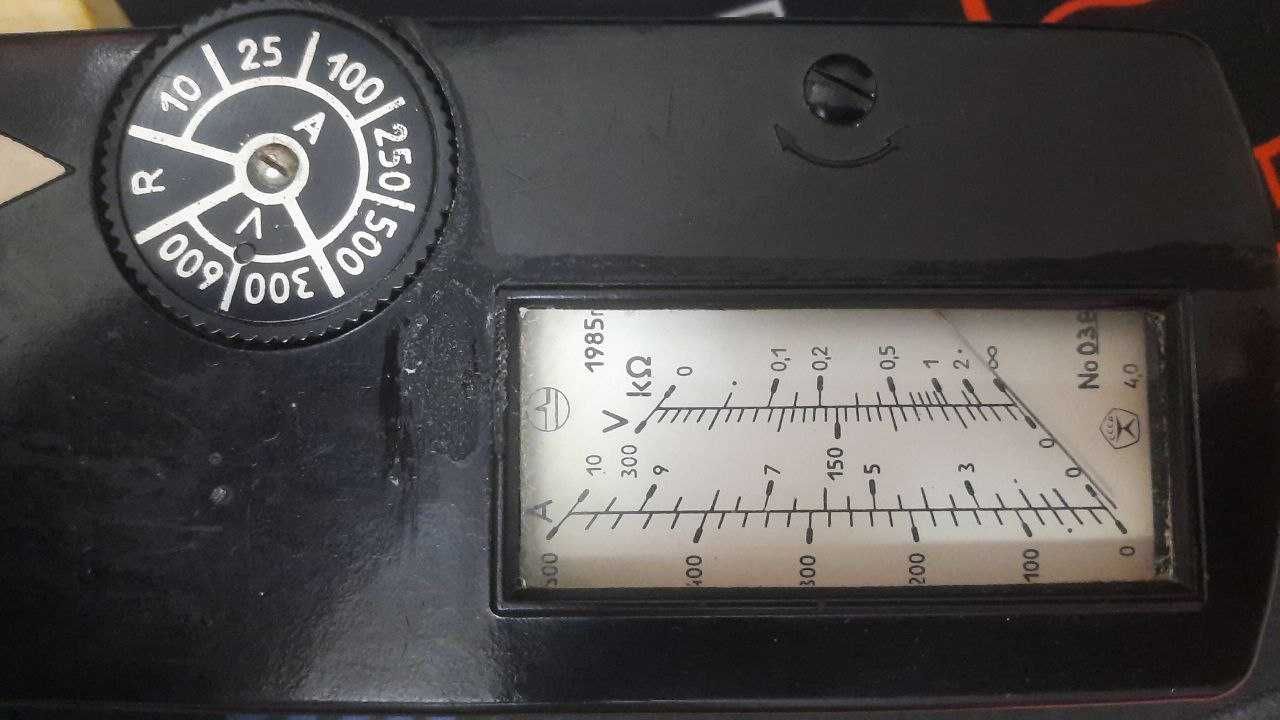 продаётся Токоизмерительные клещи Ц4501 СССР.