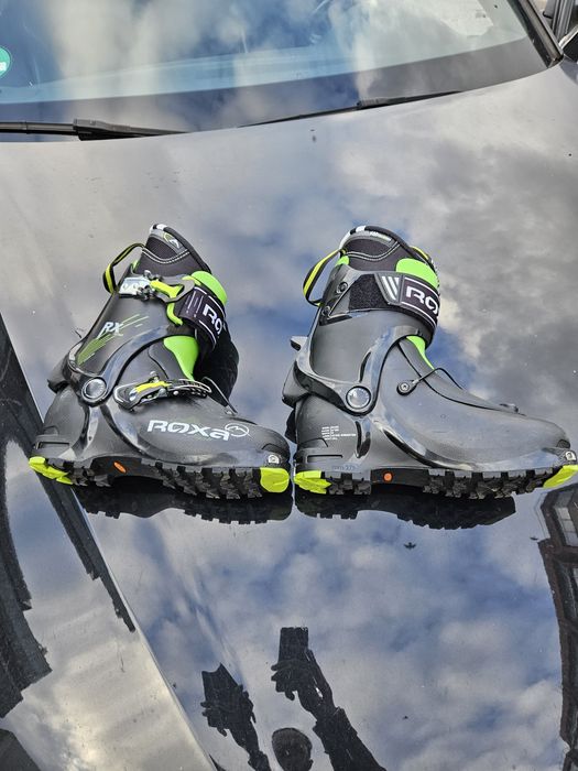 Skiuri de tura Volkl