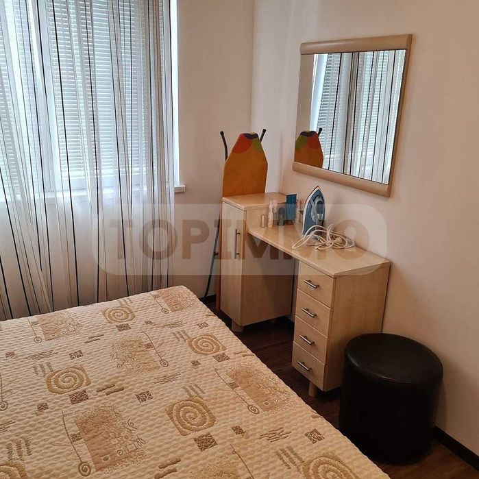 Тристаен апартамент под наем в комплекс Златни пясъци