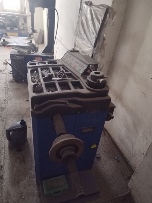 Shinalarni ta’mirlash uskunalari, Avtoservis jihozlari