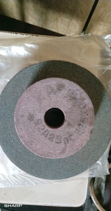 продаю  Советских  5 точильных кругов