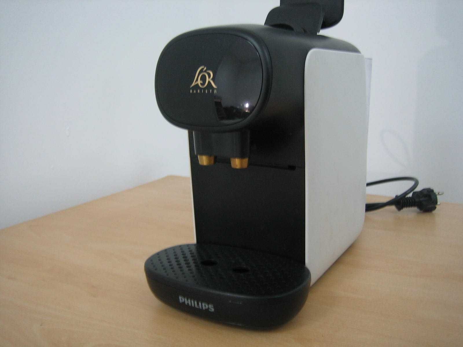 Кафемашина с капсули Philips - Barista