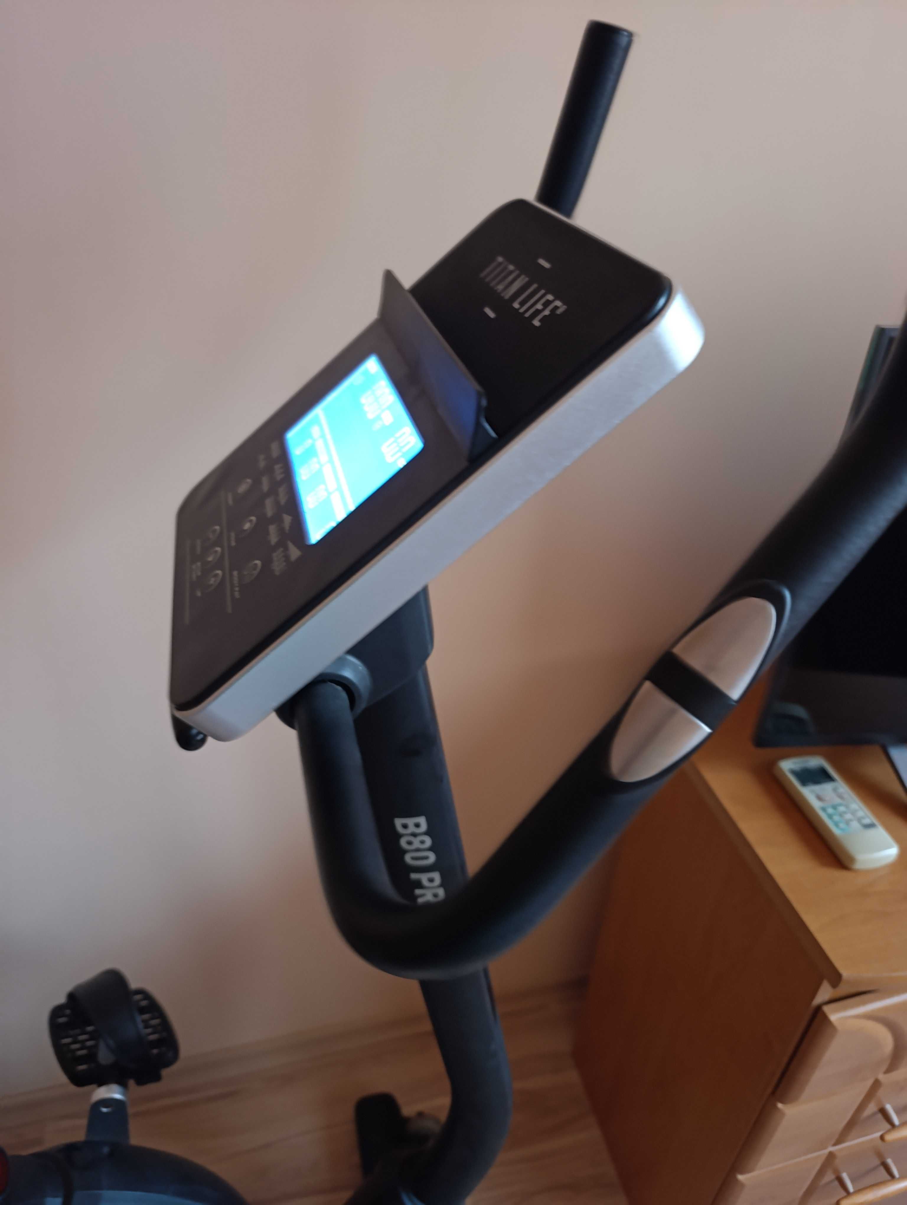 Велоергометър Titan Life b80 pro