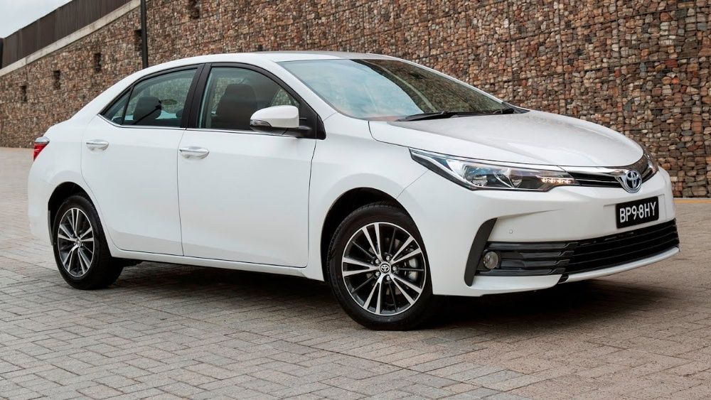 Решетка радиатора Тойота Королла 2017/ Toyota Corolla 2017