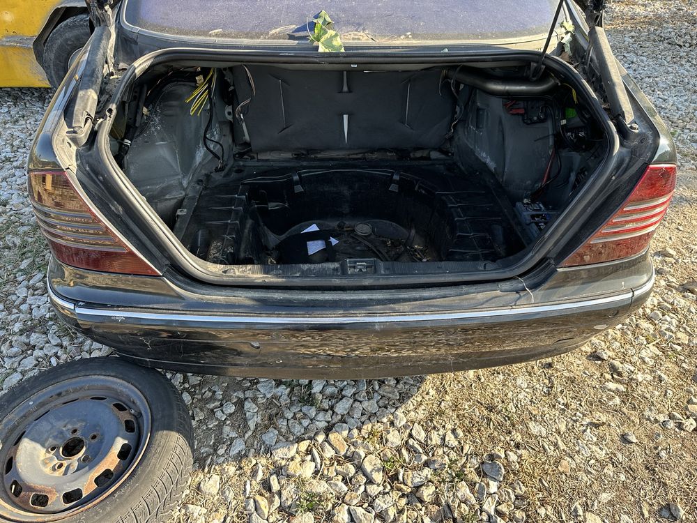 Мерцедес Mercedes W220 3.2d Дизел Черен цвят на части!