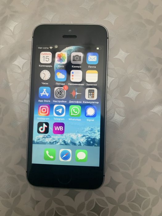 Iphone 5 черный в рабочем состоянии